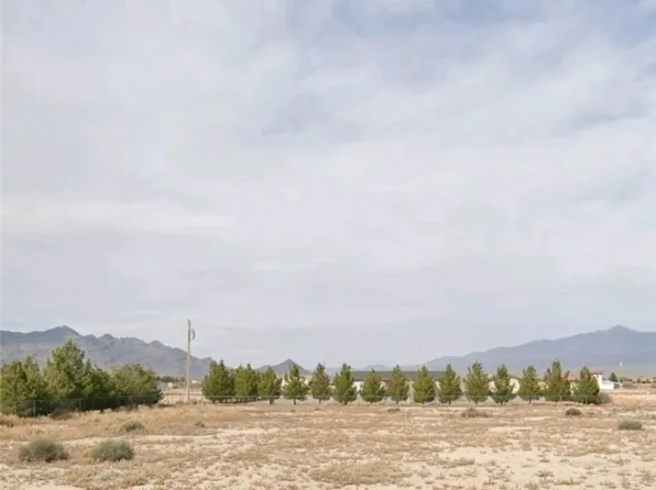 1200 Francine St, Pahrump, NV 89060