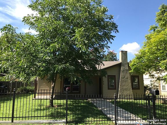 2nd image of 318 Hermitage Ct