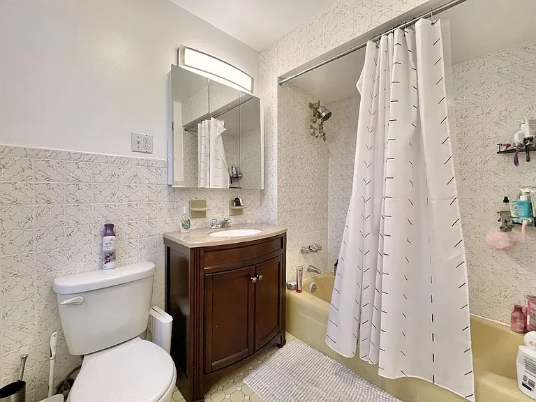 227 Clinton St #3 — Photo 25