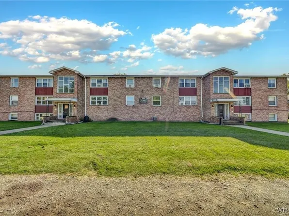 4261 North St, Buffalo, NY 14219