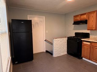 71 Rock Creek Rd, New Haven, CT 06515