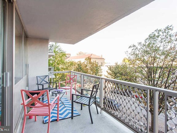 5th image of 2401 Pennsylvania Ave APT 4A8