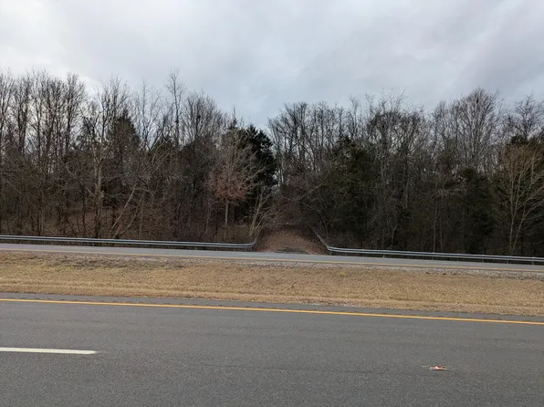 711 Highway 92 S, Dandridge, TN 37725