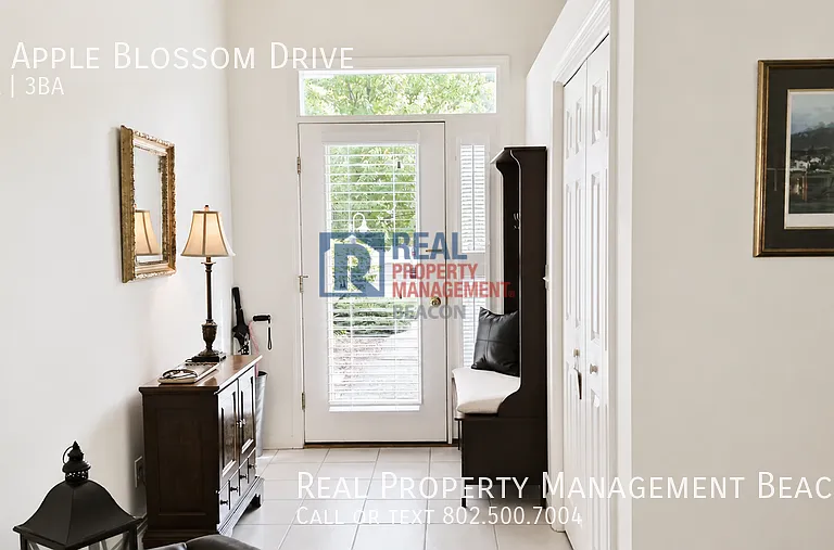 14 Apple Blossom Dr — Photo 6