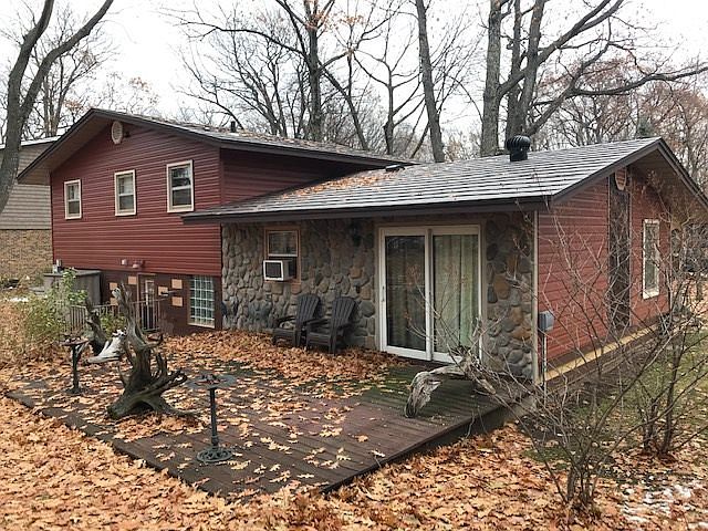 2nd image of 1013 Allouez Rd