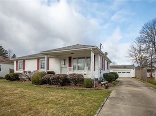 718 Service Ave, Sharon, PA 16146