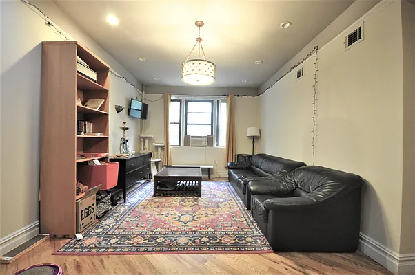 Rented by Corcoran | media 17