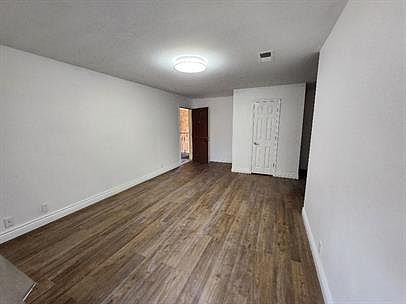 1st image of 5081 River Glen Dr #104-0