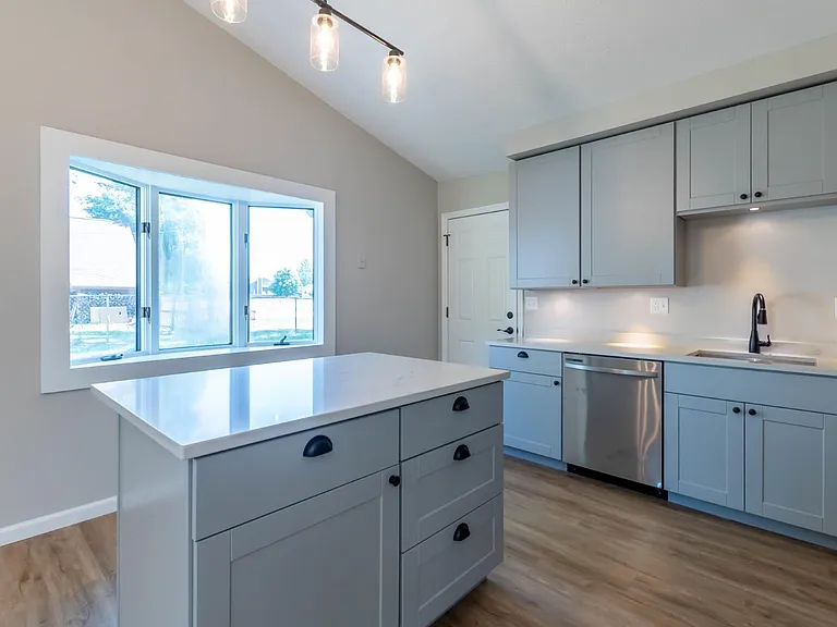 2310 Sequoya Trl — Photo 4