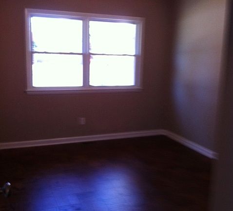 3rd image of 2951 Chippewa Dr