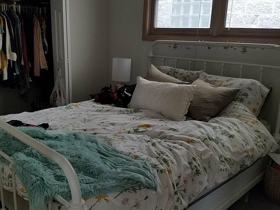 4th image of 1013 N Hermitage Ave #2