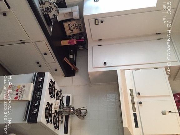 5th image of 900 1/2 Homewood Dr