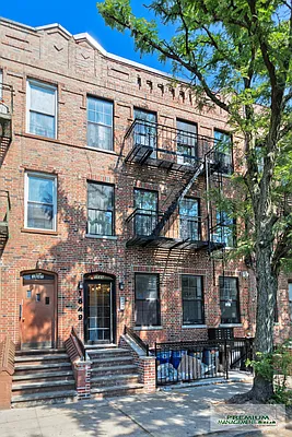 Rented by Premium Management  | media 52