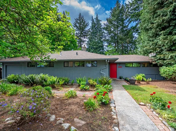 1529 NE 107th Street, Seattle, WA 98125