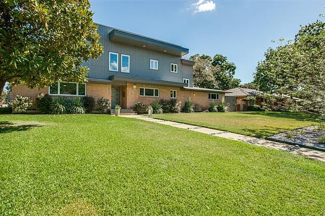 1st image of 8840 Antrim Dr
