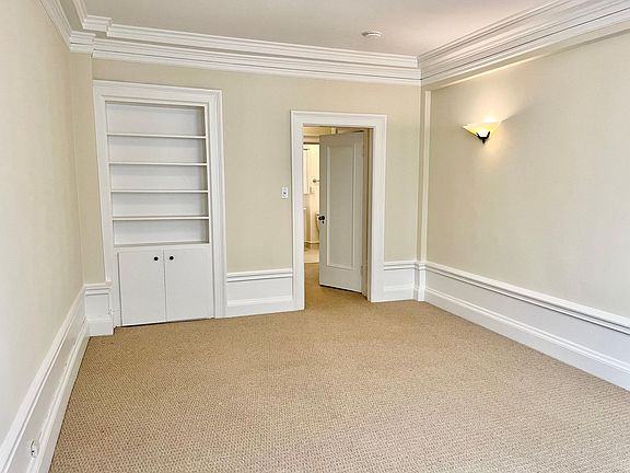 4th image of 805 Bush St #308