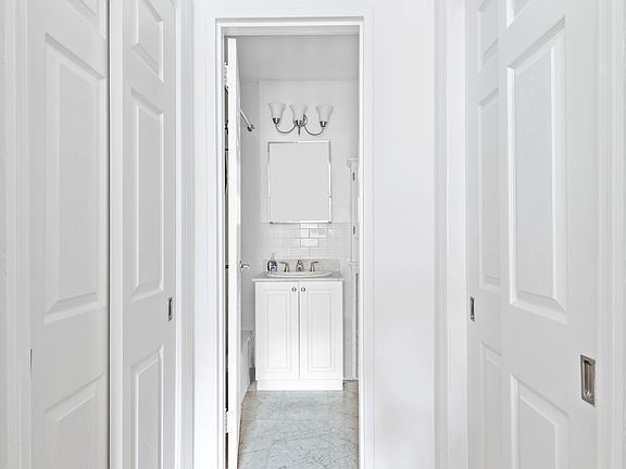 5th image of 301 E 69th St APT 7J