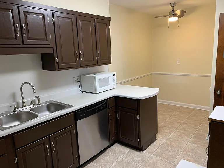 1804 King Ave #D — Photo 11
