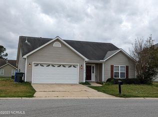 2813 Noah Ct, Greenville, NC 27834
