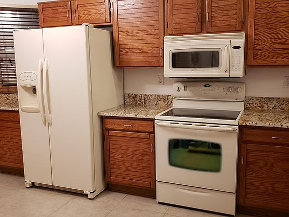 2nd image of 5063 W Mercury Way