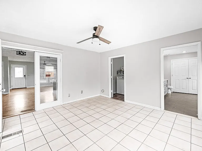 5023 Packard Dr — Photo 20