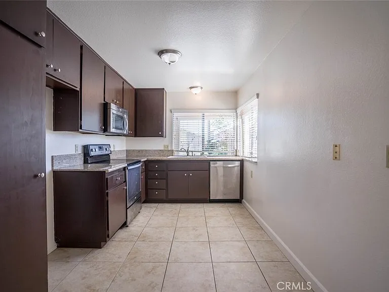 731 Windwood Dr — Photo 7