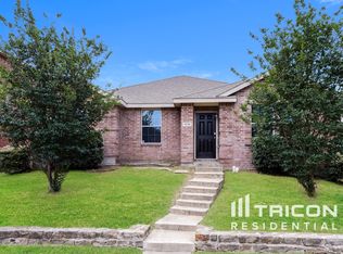 1238 Yukon Dr, Glenn Heights, TX 75154