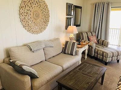 1st image of 440 Seaview Ct APT 304
