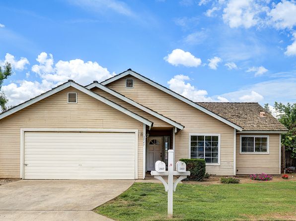 2447 N Michael Street, Visalia, CA 93292