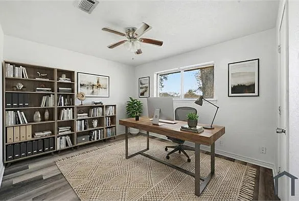 1661 Juniper Ln — Photo 14