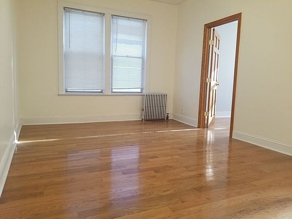 5th image of 1741 E 51st St #1A