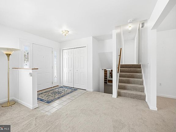 2nd image of 5079 Amantea Way