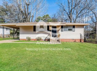 1612 Woodburn St, Jackson, MS 39212