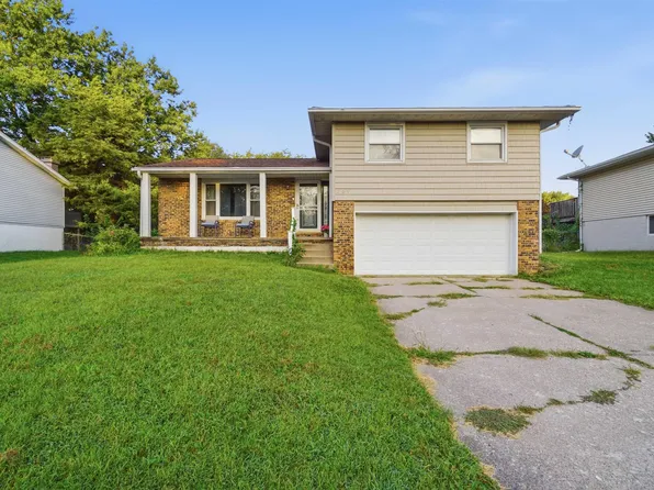 209 Juniper Ln, East Peoria, IL 61611