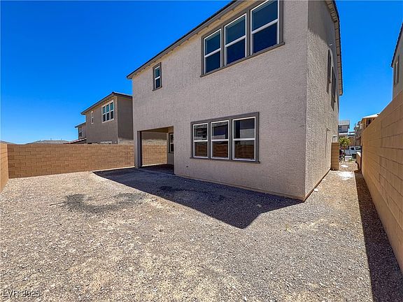 4th image of 10326 Scalata Ave
