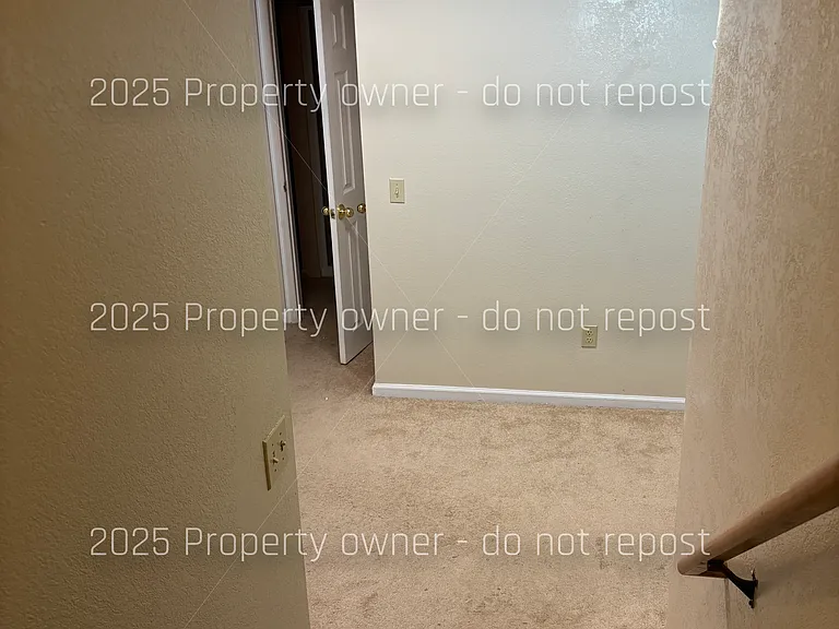 2010 S Xenia Way — Photo 52