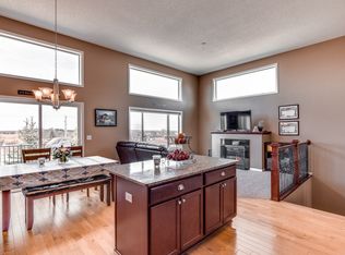 2592 Waterfall Way NW, Prior Lake, MN 55372
