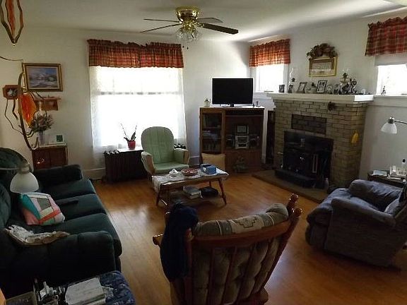 5th image of 714 Colorado Ave