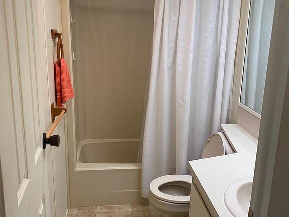 5th image of 4595 SE Basswood Ter #4595