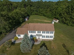 39 Decker Rd, Flemington, NJ 08822