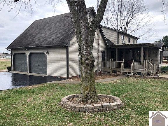 2nd image of 10490 S Jefferson St