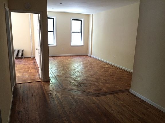 3rd image of 3520 Dekalb Ave #4