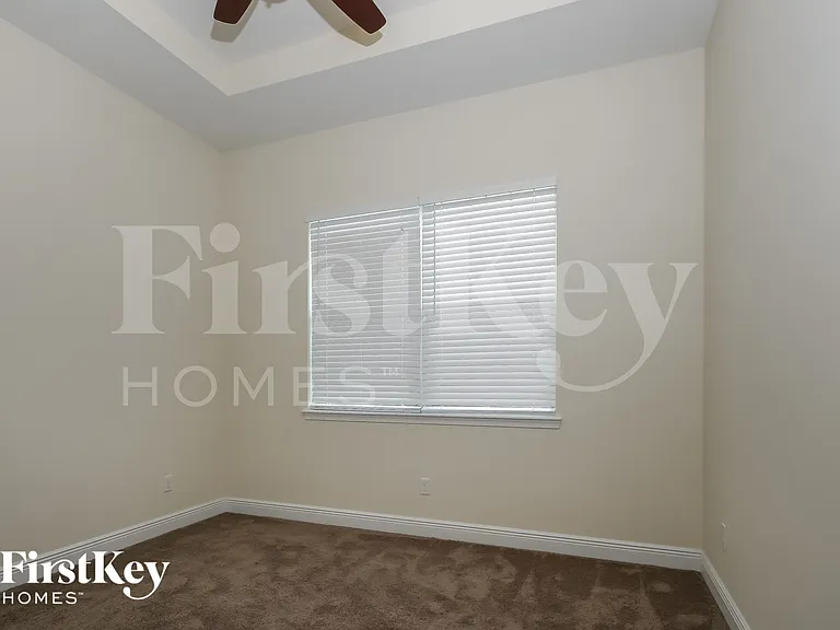 1262 SW San Esteban Ave — Photo 10