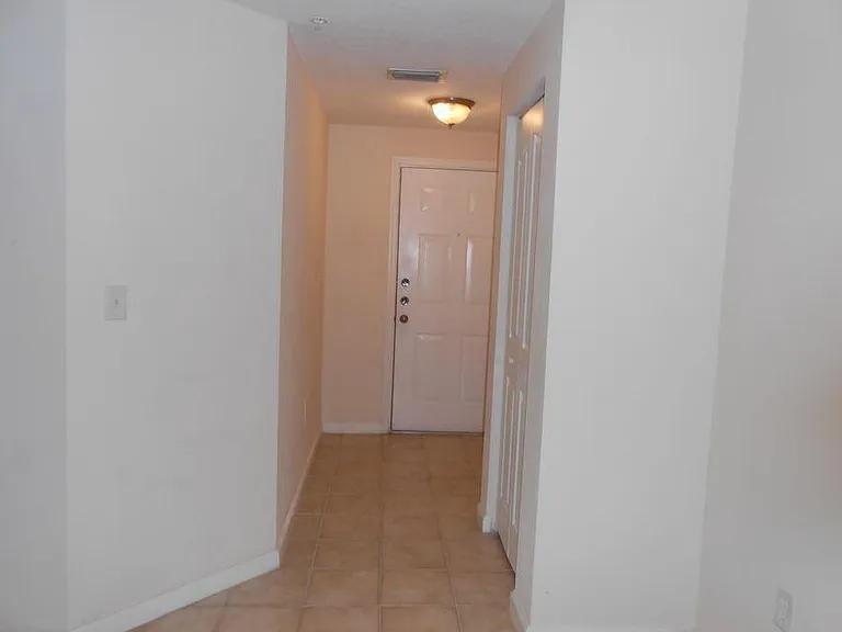 9905 Baywinds Dr #2202 — Photo 9