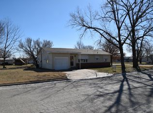 1818 W 5th St, Coffeyville, KS 67337