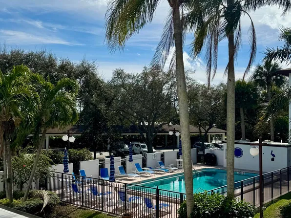 1630 Seaway Drive #208, Fort Pierce, FL 34950