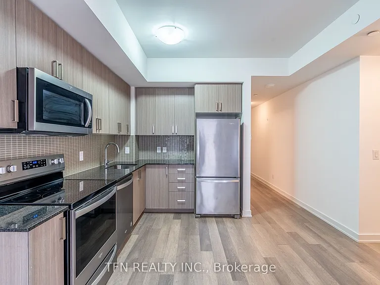 1603 Eglinton Ave W #506 — Photo 9