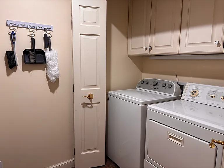 2123 Seaton Ct — Photo 22