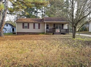 42 Seminole Rd, Cartersville, GA 30121