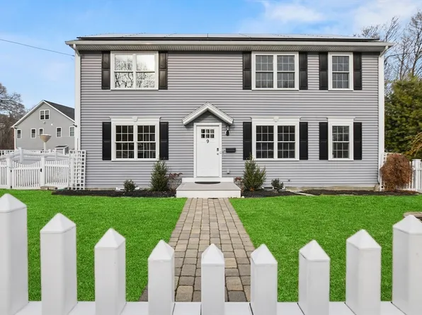 9 Wheelock Rd, Waltham, MA 02453
